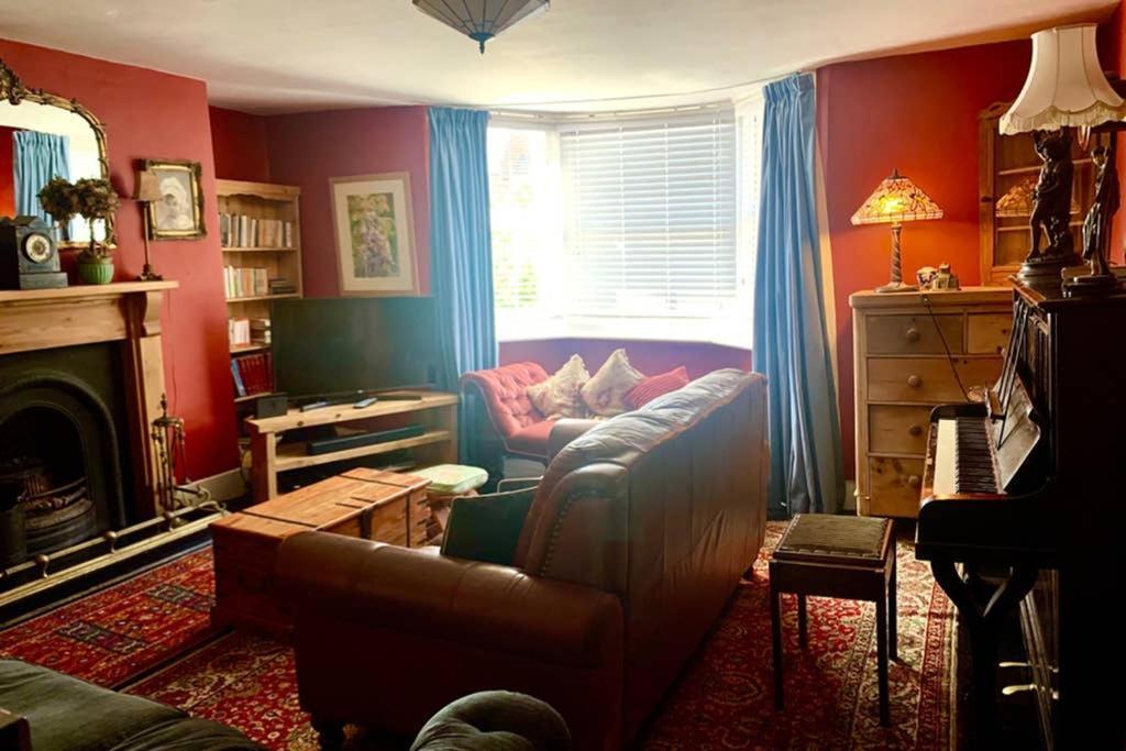 فيلا Stunning 18Th Century 5 Bed House Old-Town هاستَنغ المظهر الخارجي الصورة